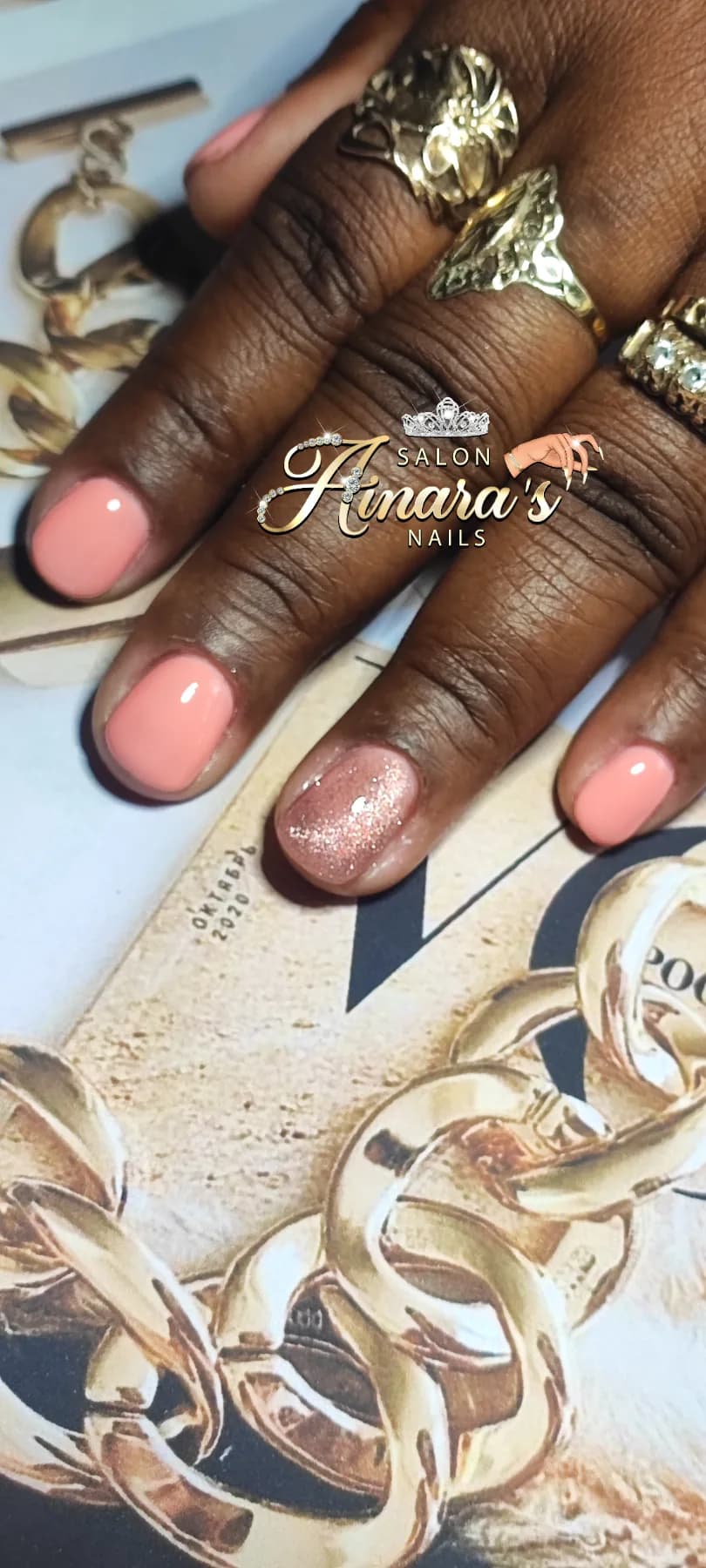 5. Manicura natural o semipermanente
